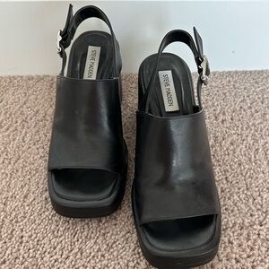 Steve Madden peep toe chunky heel